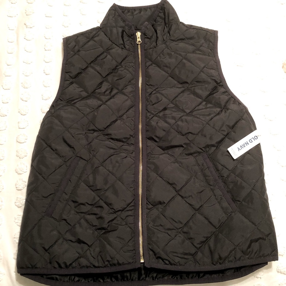 Old Navy quilted black vest